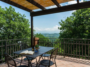 Farmhouse in hilly area in Gubbio with pool